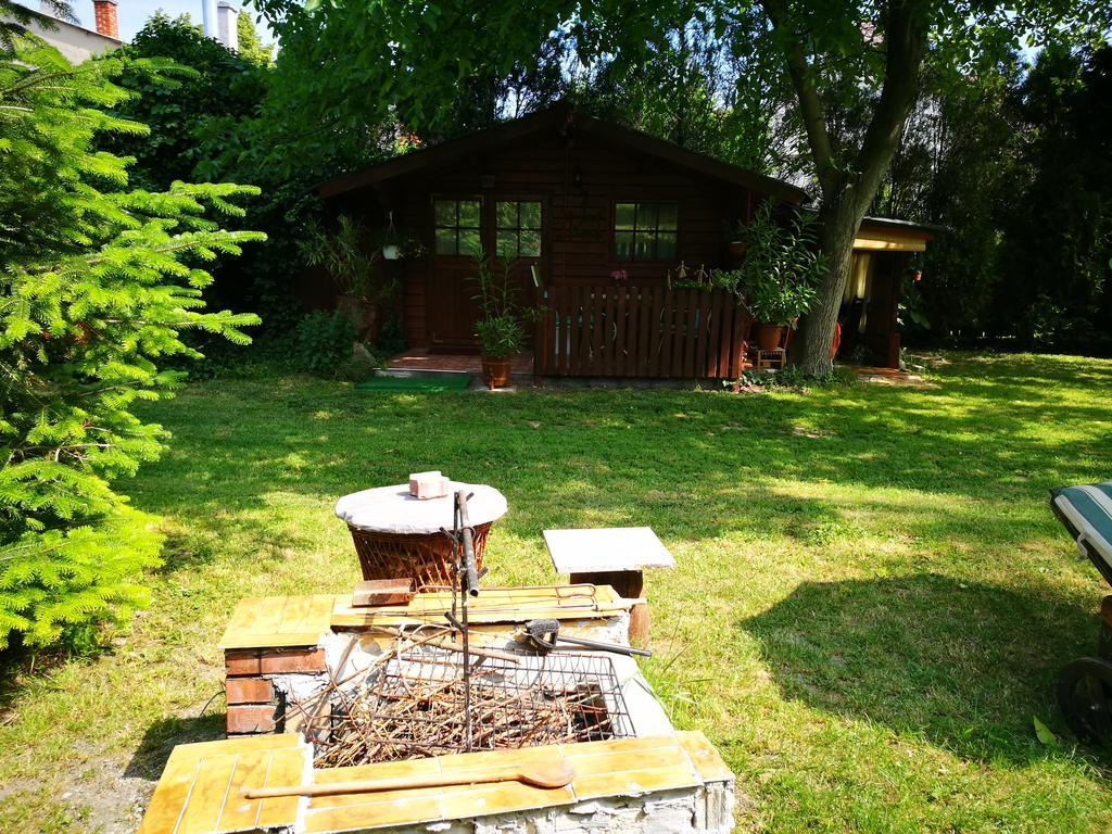 City Camping& Apartman &Bungalow Hotel Gyor Exterior photo