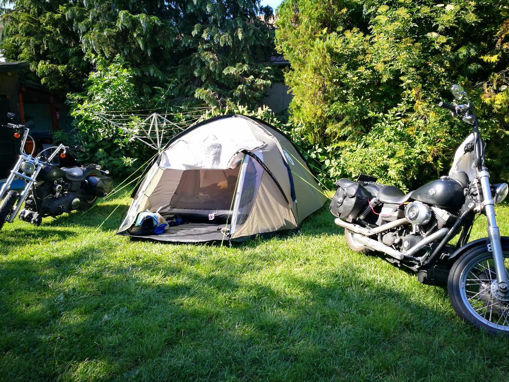City Camping& Apartman &Bungalow Hotel Gyor Exterior photo