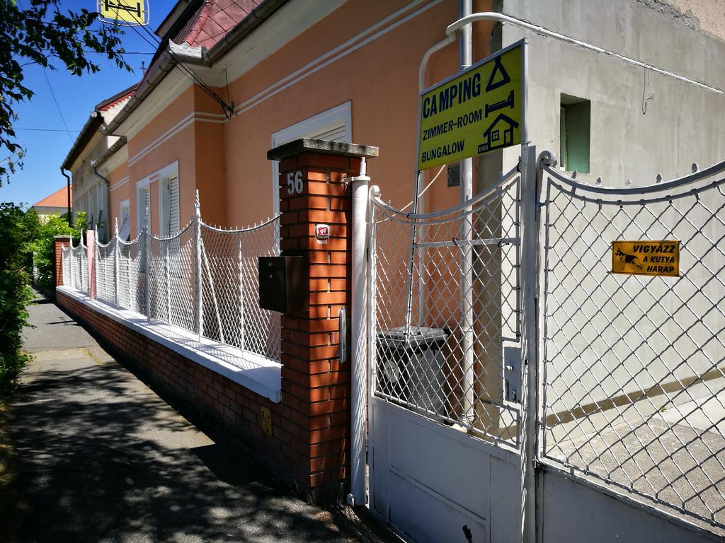 City Camping& Apartman &Bungalow Hotel Gyor Exterior photo